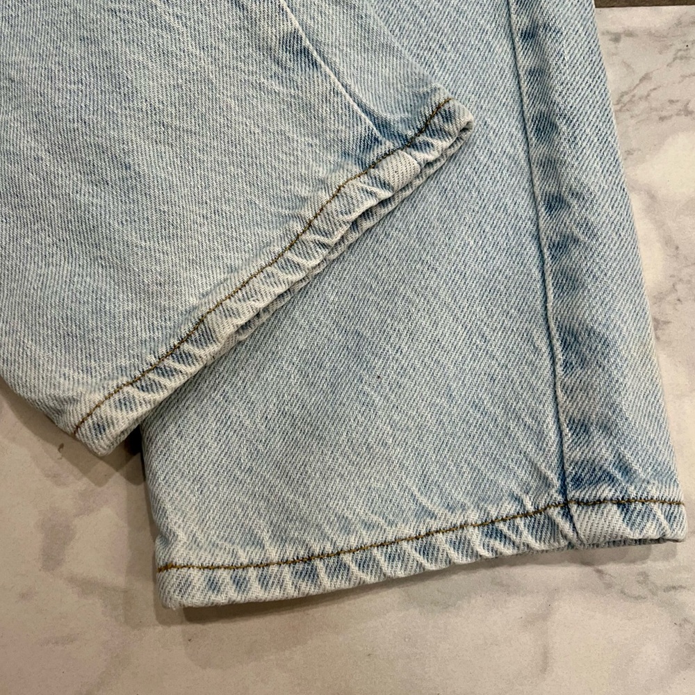 PacSun Mom Jeans High-Rise Distressed Light Wash Denim - Picture 13 of 16